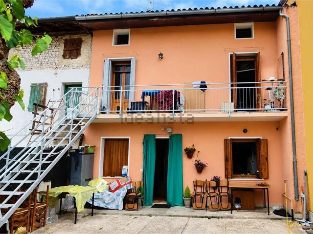 Casa in vendita a Roveredo in Piano / Lavorêt, Roveredo in Piano