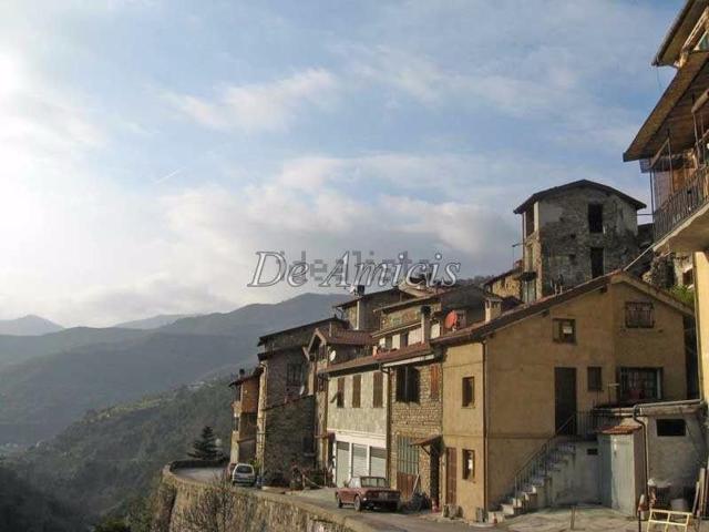 Casa in vendita a Apricale, Liguria