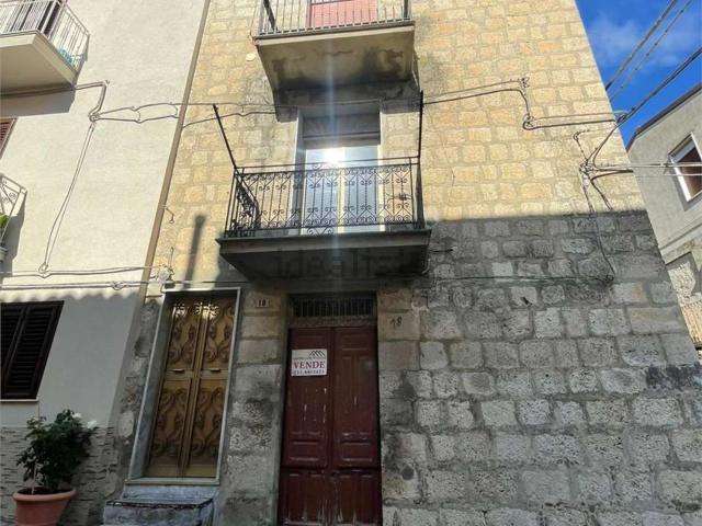 Casa in vendita a Mussomeli, Sicilia