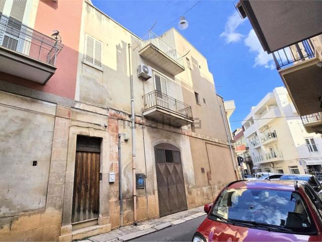 Casa in vendita a Puglia, Bari