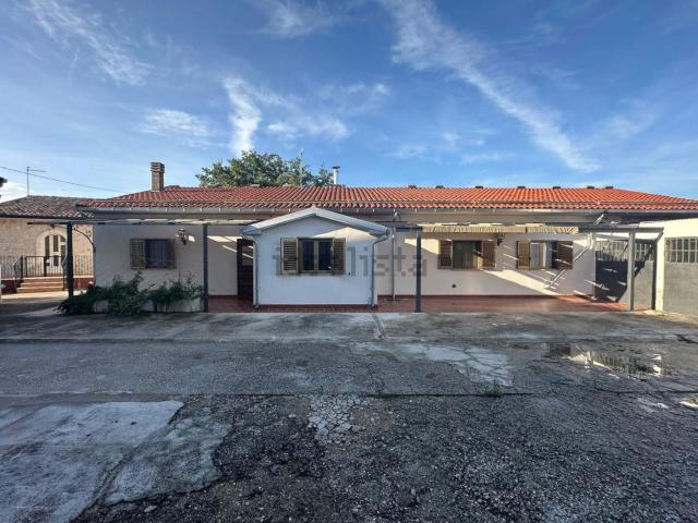 Casa in vendita a Case Tobia, Caramanico Terme