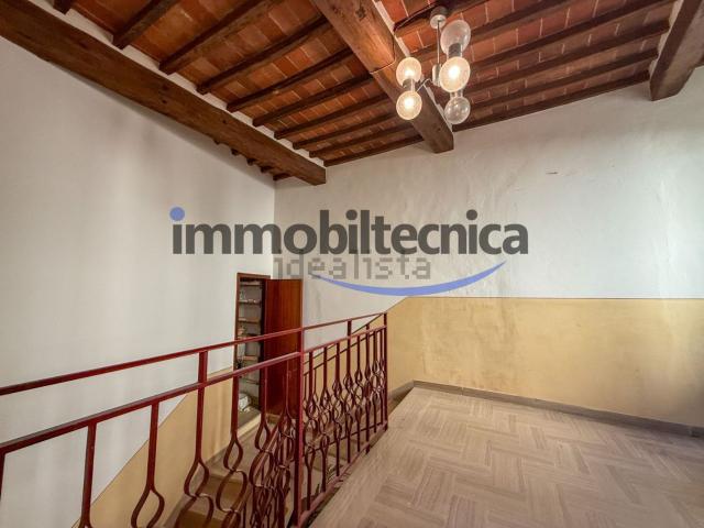 Casa in vendita a Palazzo Del Pero, Toscana