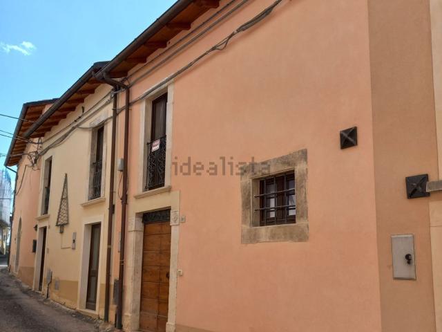 Casa in vendita a Fontecchio, Abruzzo