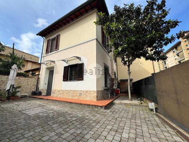 Casa in vendita a Mantignano, Firenze