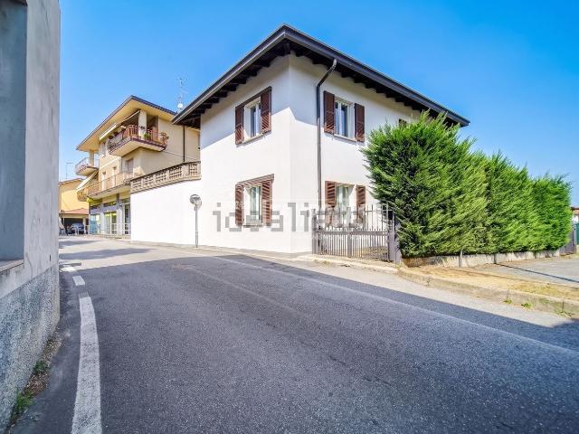 Casa in vendita a Travaino, Caronno Varesino
