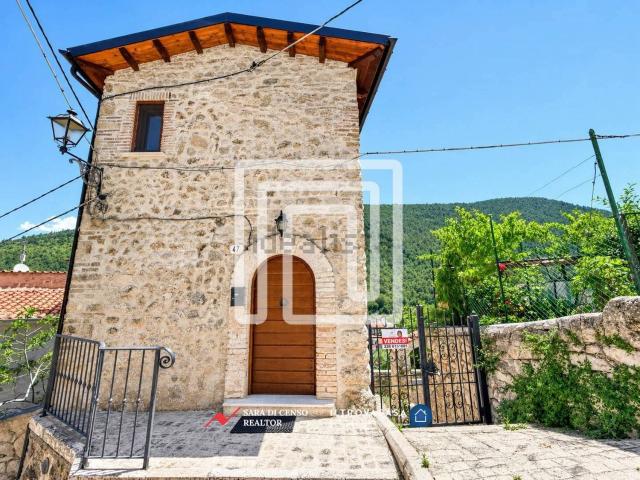 Casa in vendita a Introdacqua, L'Aquila