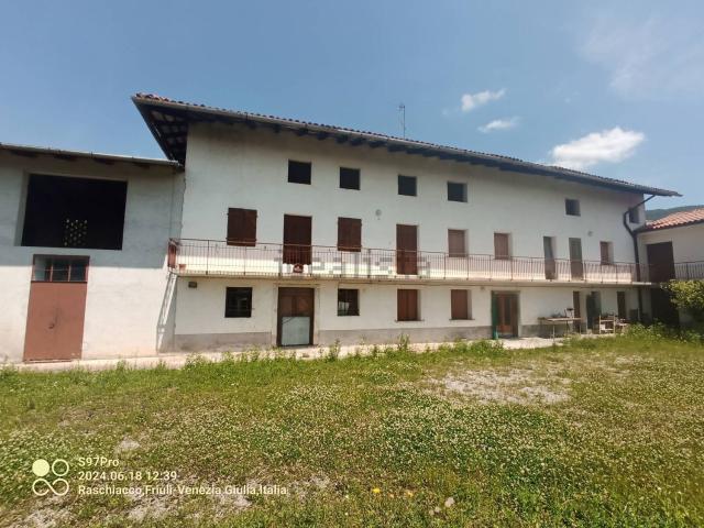 Casa in vendita a Faedis, Friuli-Venezia Giulia