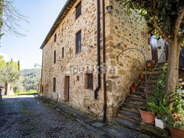 Casa in vendita a Rosennano, Castelnuovo Berardenga