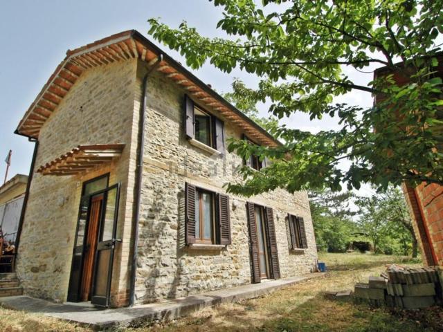 Casa in vendita a Gualdo Tadino, Perugia