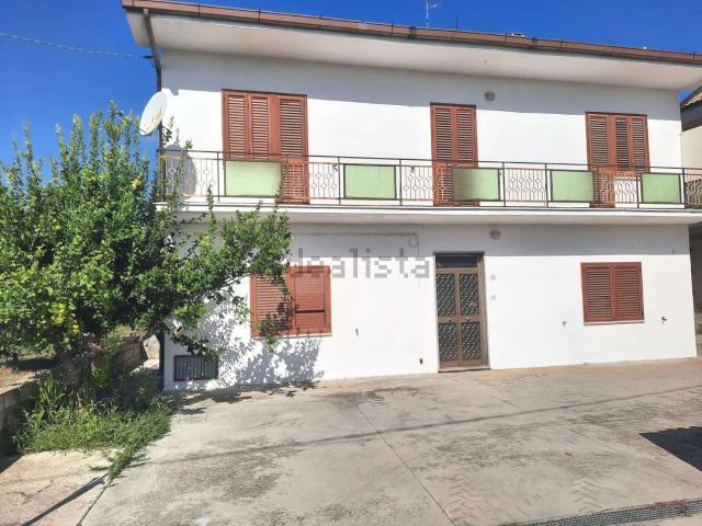 Casa in vendita a Miglianico, Chieti