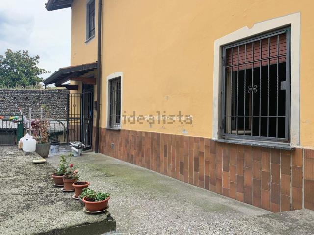 Casa in vendita a Ghisalba, Lombardia