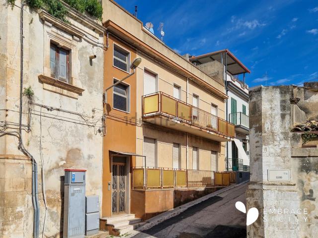 Casa in vendita a Rosolini, Siracusa