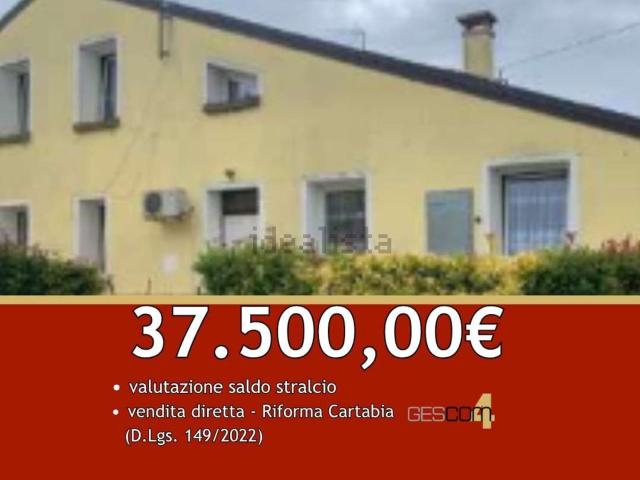 Casa in vendita a Castagnaro, Verona