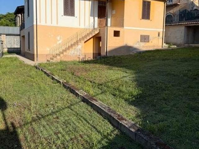 Casa in vendita a Magliano De' Marsi, Abruzzo