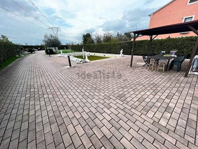 Casa in vendita a Jesi, Ancona