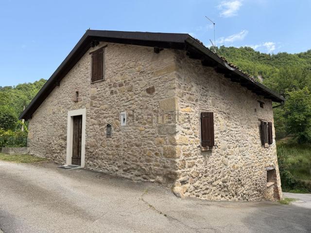 Casa in vendita a Unione di comuni Terre di Castelli, Zocca