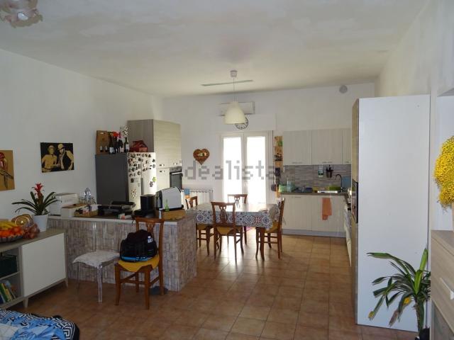 Casa in vendita a Trecastelli, Marche