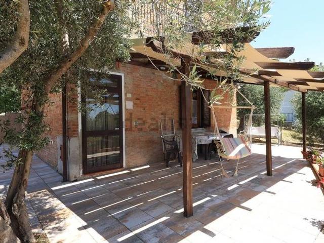 Casa in vendita a La Collina, Chiusi Città
