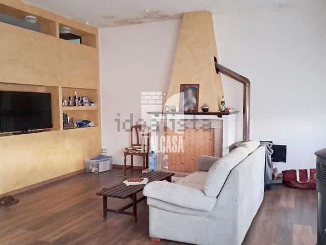Casa in vendita a Torre, Goito