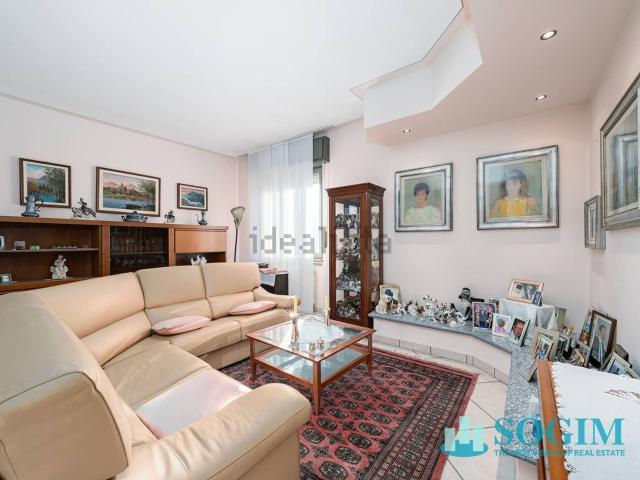 Casa in vendita a Montorfano, Lombardia