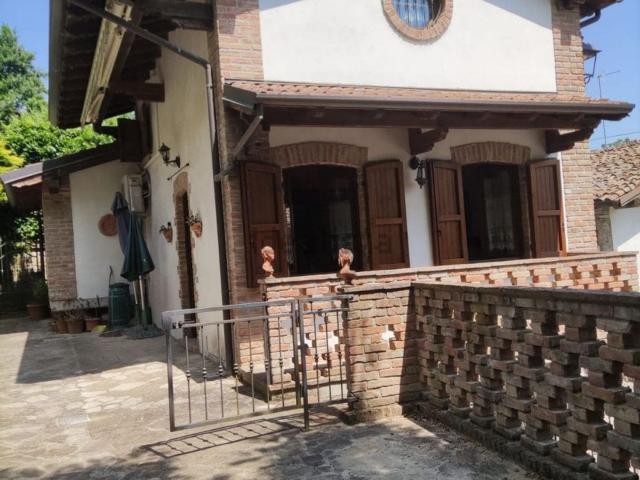 Casa in vendita a Montesegale, Lombardia