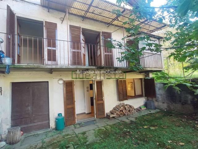 Casa in vendita a Brovello-Carpugnino, Piemonte