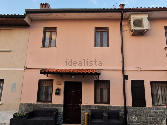 Casa in vendita a Lardirago, Lombardia