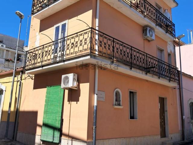 Casa in vendita a Palazzolo Acreide, Sicilia