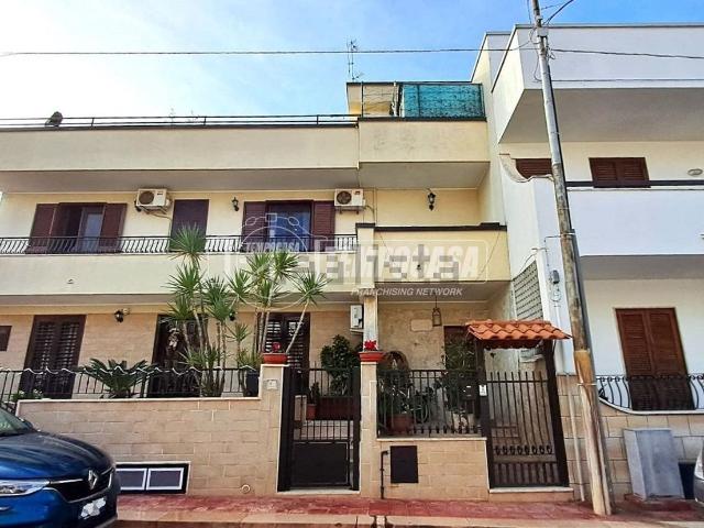 Casa in vendita a Puglia, Bari