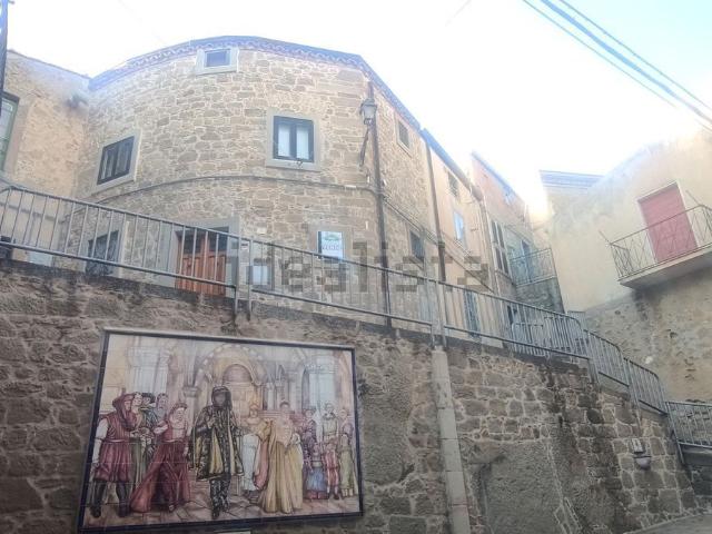 Casa in vendita a Borgo, Troina