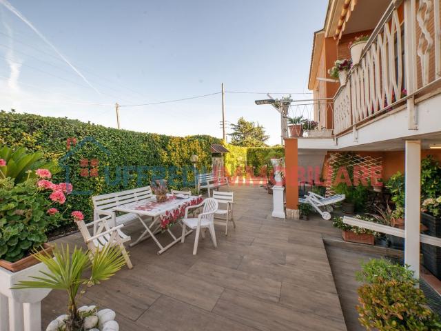 Casa in vendita a Cisterna Di Latina, Lazio