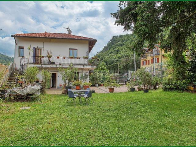 Casa in vendita a Comunità Montana del Piambello, Bisuschio