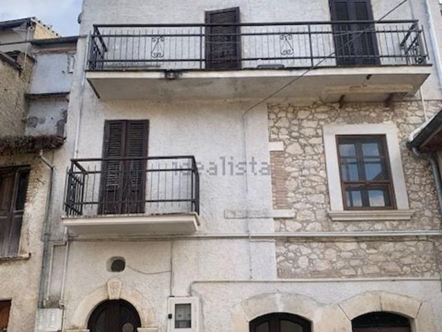 Casa in vendita a Pescina, Abruzzo