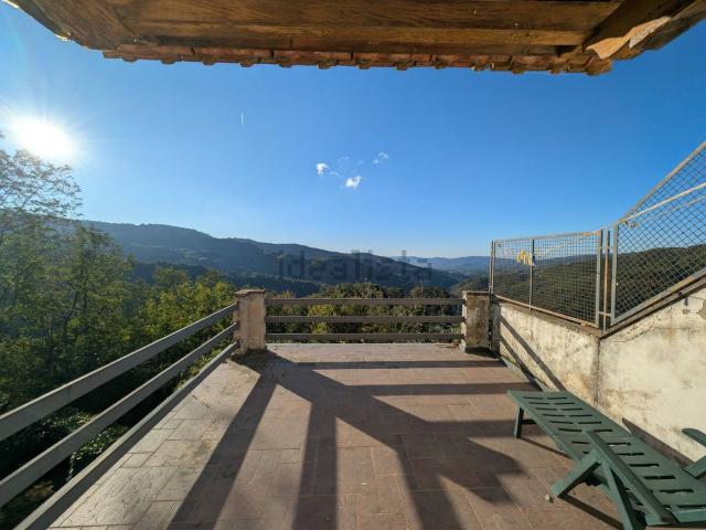 Casa in vendita a Pistoia, Toscana