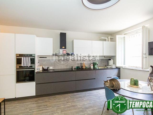 Casa in vendita a Pandino, Lombardia
