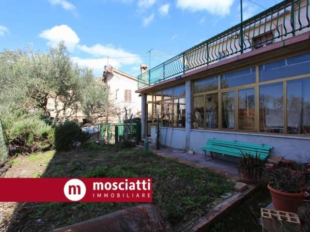 Casa in vendita a Marche, Macerata