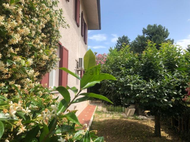 Casa in vendita a Marche, Ancona