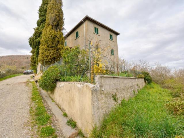 Casa in vendita a Palazzo Del Pero, Toscana