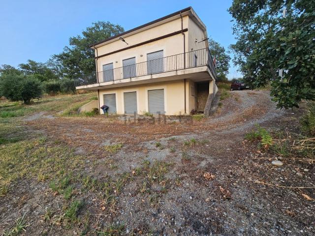 Casa in vendita a Calabria, Cosenza