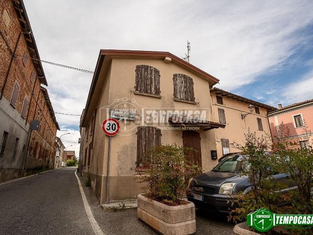 Casa in vendita a Creta, Castel San Giovanni