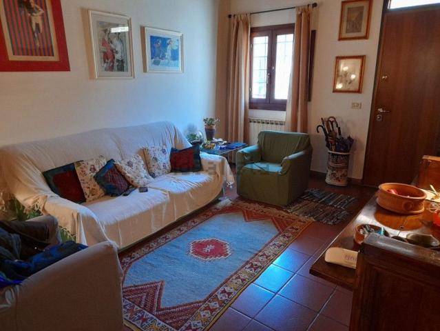 Casa in vendita a Cafaggio, Prato