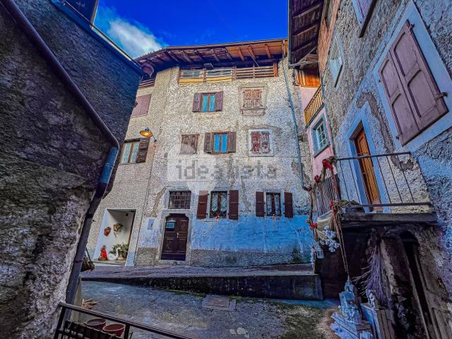 Casa in vendita a Comunità delle Giudicarie, Bondone