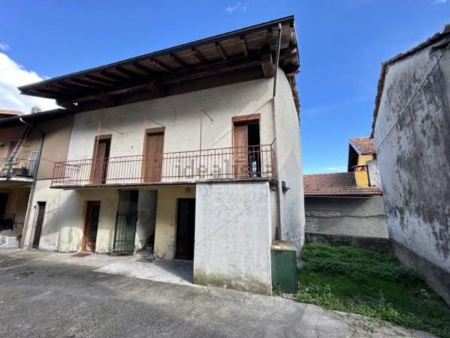 Casa in vendita a Piemonte, Novara