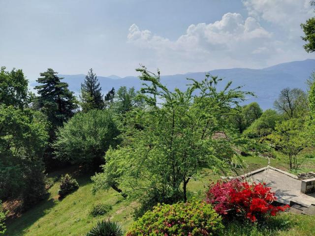 Casa in vendita a Suna, Verbania
