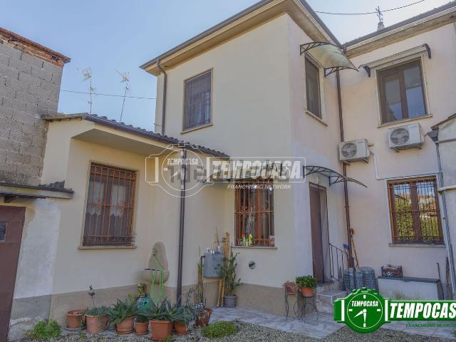 Casa in vendita a San Martino Siccomario, Lombardia