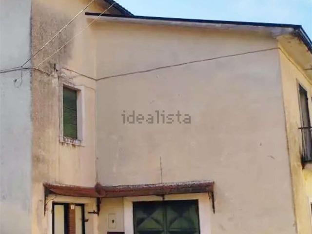 Casa in vendita a Prata Principato Ultra, Campania