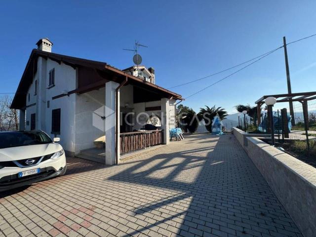 Casa in vendita a Unione di comuni Terre di Castelli, Castelvetro Di Modena