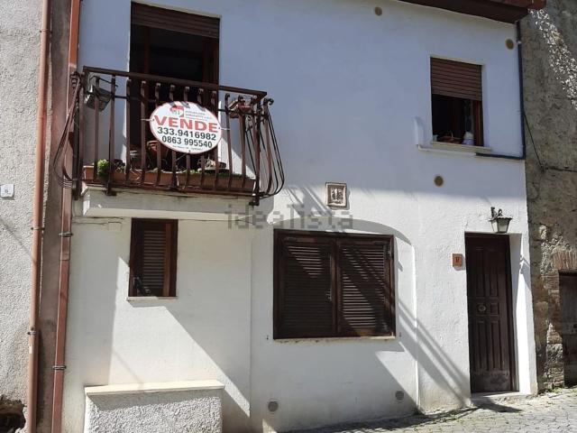 Casa in vendita a Carsoli, Abruzzo