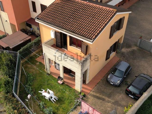 Casa in vendita a Collesalvetti, Toscana