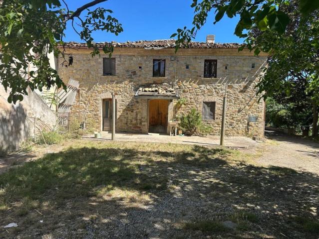 Casa in vendita a Penne, Abruzzo
